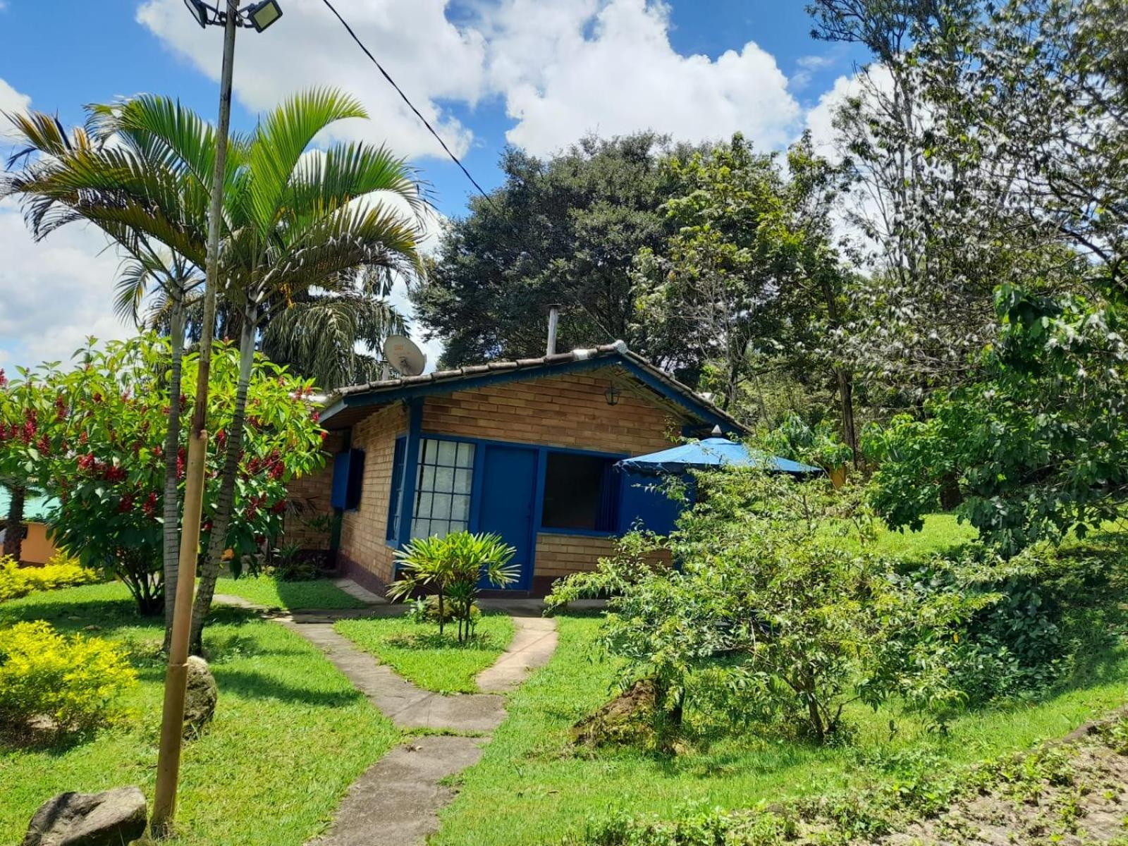Pousada Balneario Cachoeira Do Moinho Belo Vale Esterno foto